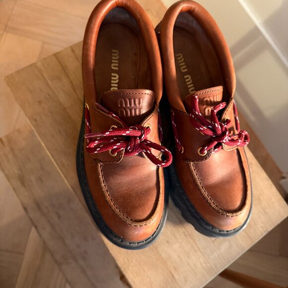 Miu Miu  lug-sole leather boat shoe - Picture 2 of 6